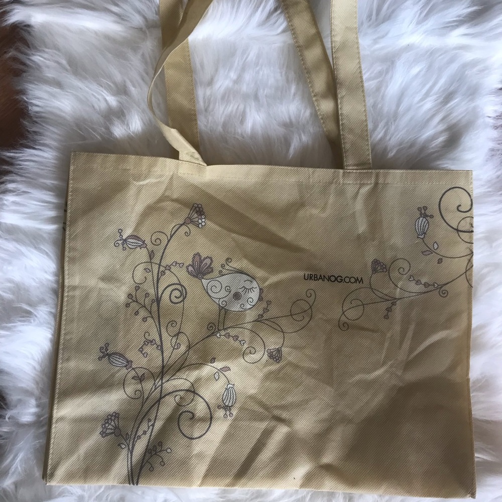 Urbanog lightweight tote.